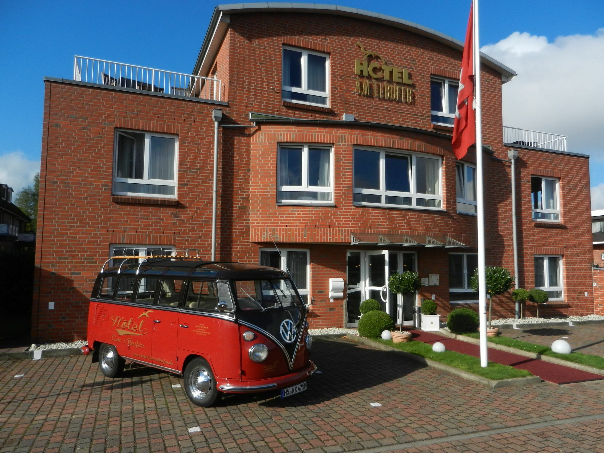 Hotel Am Elbufer Hamburg Exterior photo